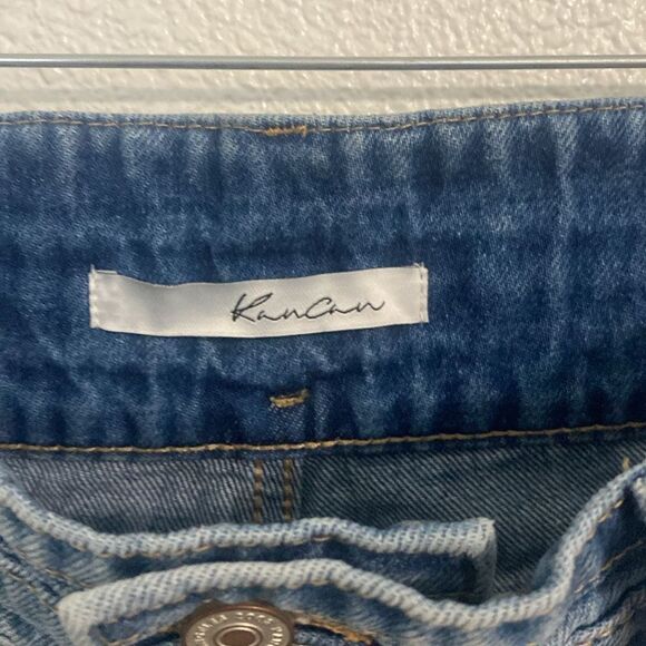 NWT- KanCan- high rise medium wash denim jean shorts- size 9/28 - Picture 9 of 10